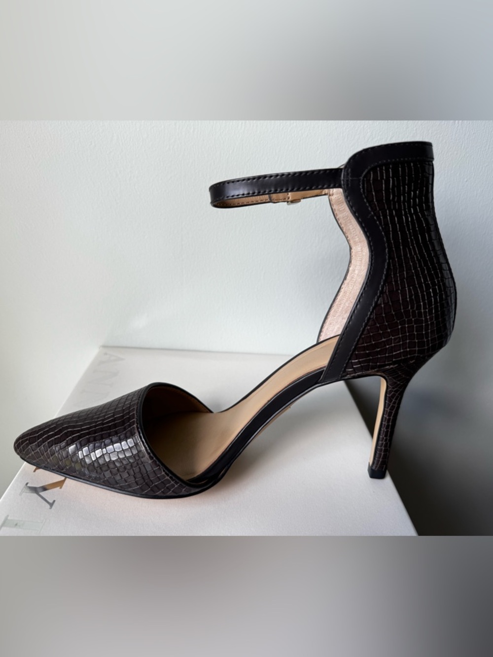 New Ann Taylor Women's Black & Brown Croc-Embossed Ankle-Strap Pointed Toe Pump